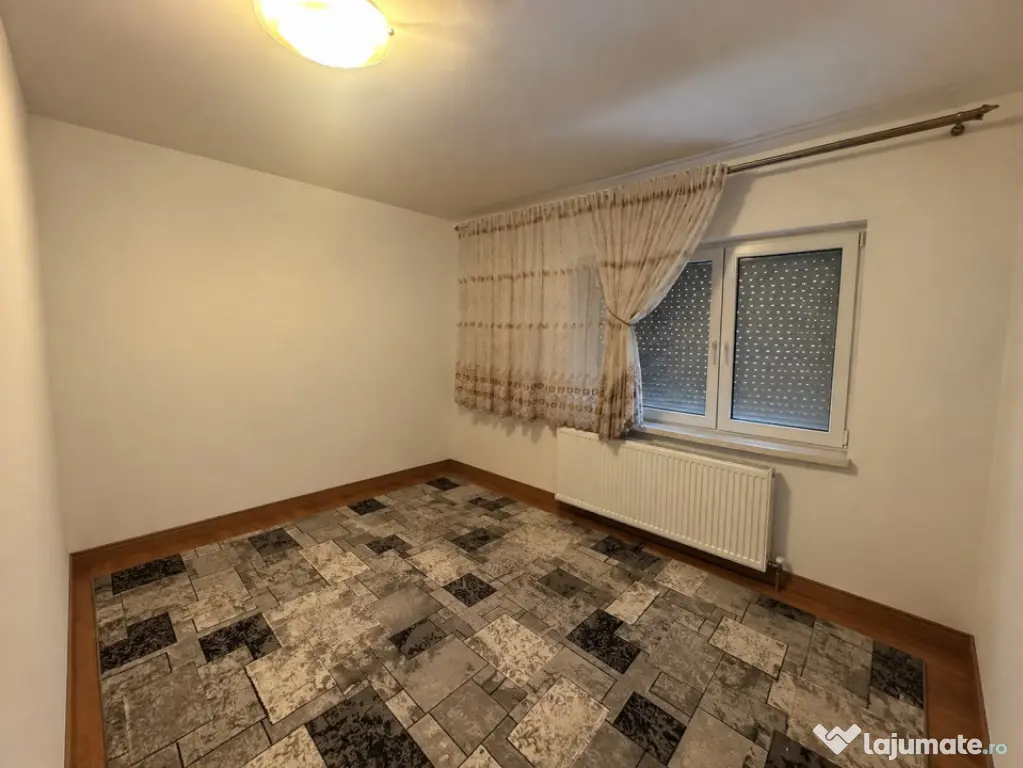 Apartament 2 camere, 48.51 mp, zona Sarari - Craiova (Dolj)