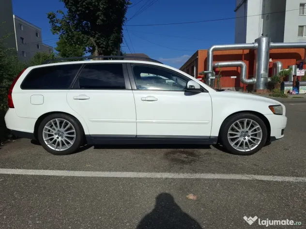 Autoturism de vânzare Volvo v50