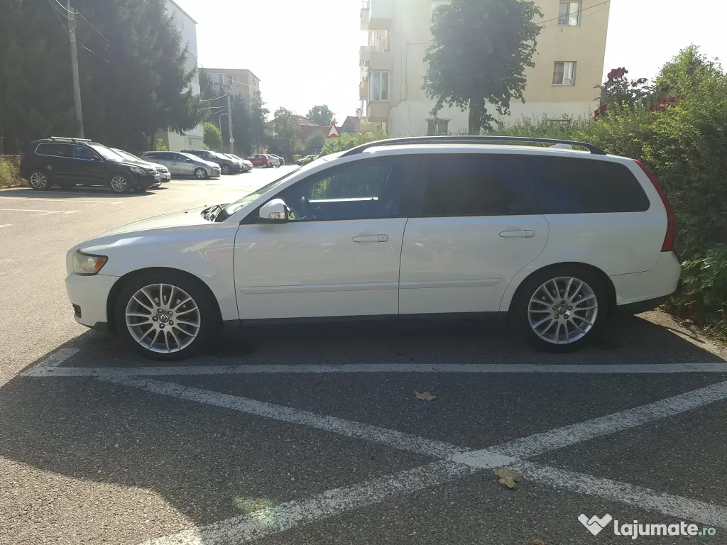 Autoturism de vânzare Volvo v50