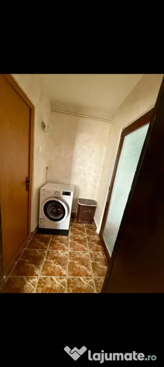 Apartament cu 3 camere