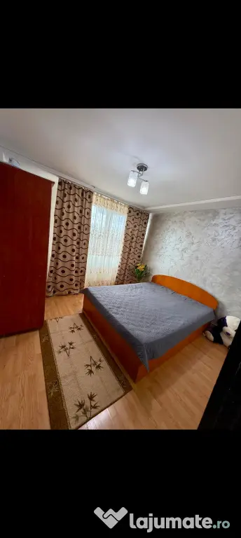 Apartament cu 3 camere