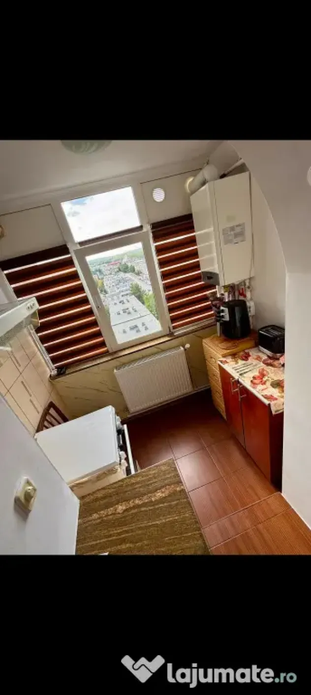 Apartament cu 3 camere