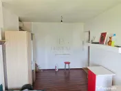 BUZIASULUI - AP. 1 CAMERA - mobilat, utilat, semidecomandat