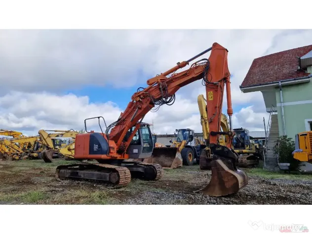 Excavator pe șenile Hitachi ZX225USLC, 19 tone, 2009 - Negresti Oas (Satu-Mare)