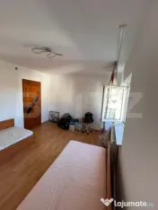 Apartament de 3 camere, Filiași, zona Primăriei 