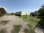 Teren intravilan 444 mp cu construcție mobilă – Ulmi, l? 