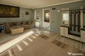 Casa in triplex, 120 mp utili, renovata total, Cuza Voda Flo