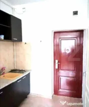 Garsonieră 21 mp | Tractorul | etaj interediar 