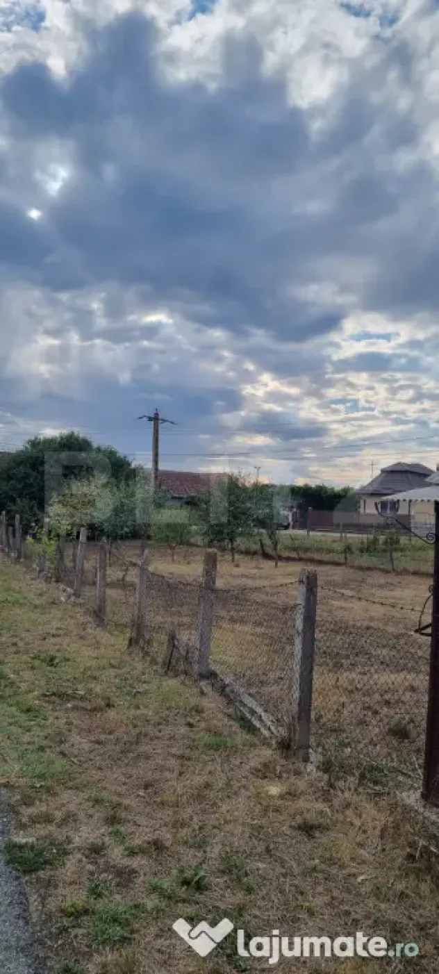 Casa cu doua corpuri - Luncani (Cluj)