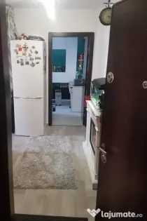 Apartament 2 camere decomandat cu beci mare + parcare str. Sitarului colt cu Zorilor