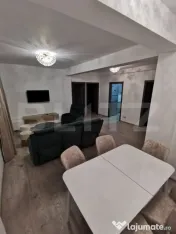 Apartament cu 3 camere, decomandat, 68 mp, zona Burdujeni 