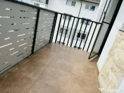 Apartament 3 camere, 61 mp+2 balcoane 10mp ,zona Stejarului 