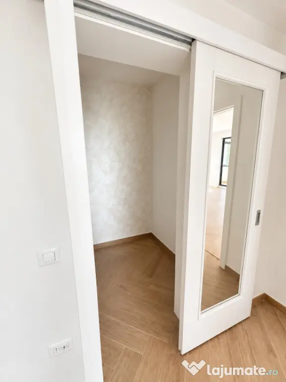 Apartament 3 camere, 100 mp, zona Medicina - Craiova (Dolj)