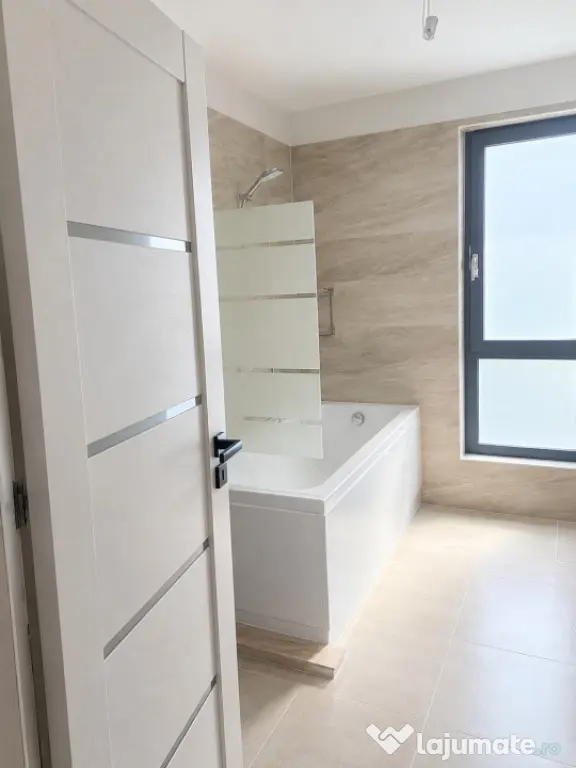 Apartament 3 camere, 100 mp, zona Medicina - Craiova (Dolj)