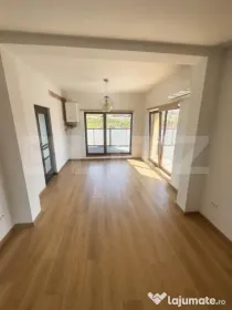 Penthouse cu terasă de 40 mp și parcare inclusă, zona Câ