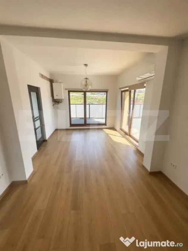 Penthouse cu terasă de 40 mp și parcare inclusă, zona Câ - Cluj-Napoca (Cluj)