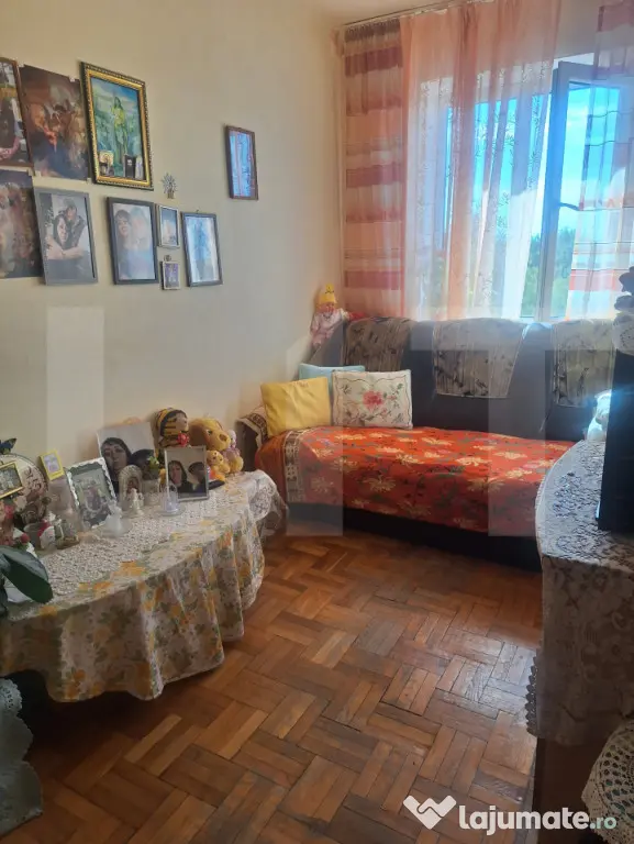 Vand apartament 3 camere - Lugoj (Timis)