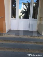 Vand apartament 3 camere