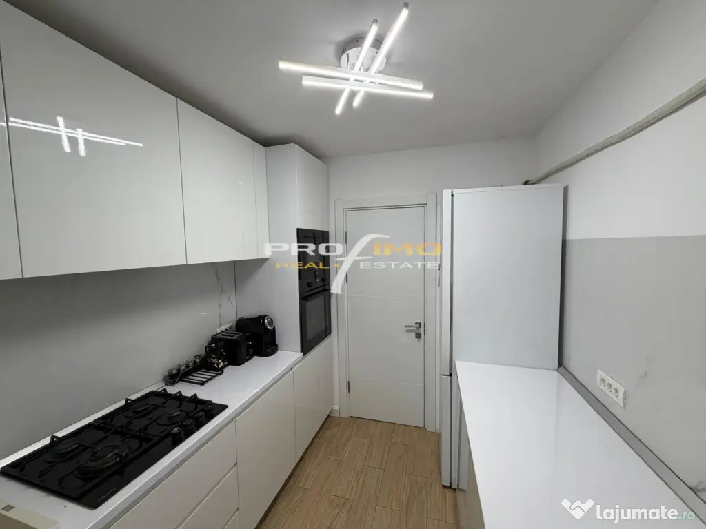 Faleza Nord apartament 3 camere decomandat parter inalt - Constanta (Constanta)