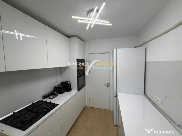 Faleza Nord apartament 3 camere decomandat parter inalt - Constanta (Constanta)