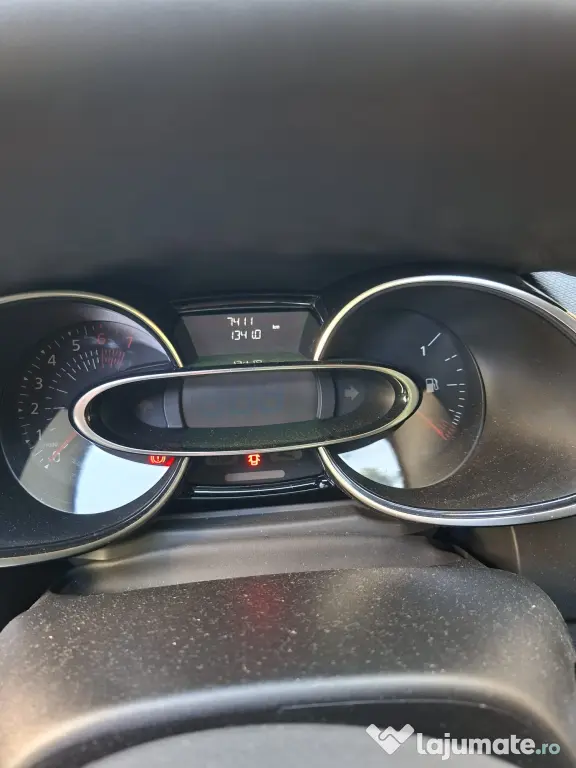 De vanzar3 Renaul Clio 2019 benzina motor 1.0