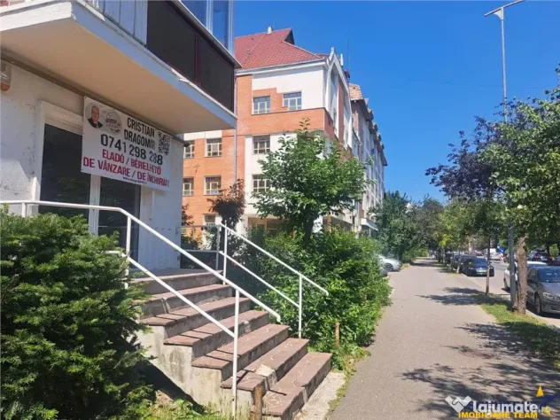 De inchiriat: Spatiu comercial aflat in zona centrala, Sfant - Sfantu Gheorghe (Covasna)