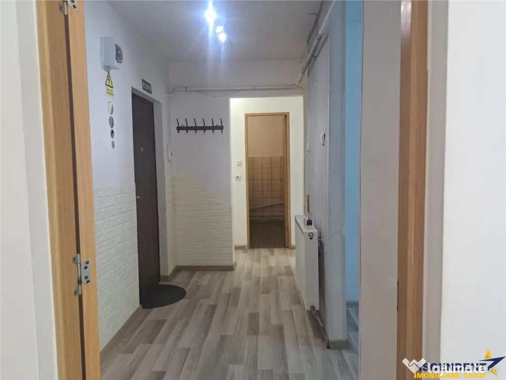 De inchiriat: Spatiu comercial aflat in zona centrala, Sfant - Sfantu Gheorghe (Covasna)