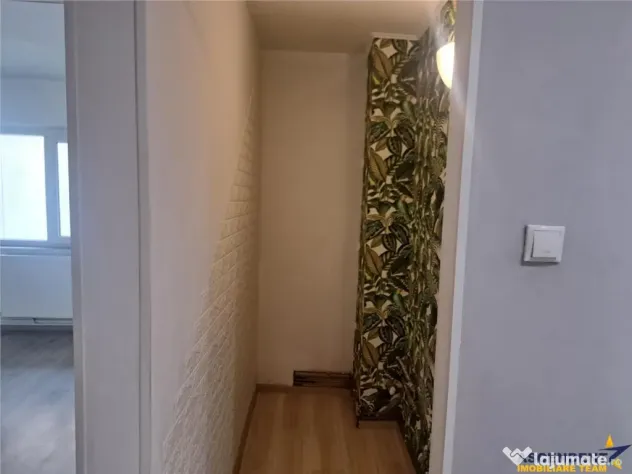 De inchiriat: Spatiu comercial aflat in zona centrala, Sfant - Sfantu Gheorghe (Covasna)
