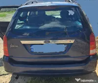 Vând Ford focus,ghia