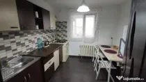 Apartament de vanzare 3 camere str. Slt. Popa