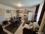 Două case, garaj și 1.370 mp de teren, amplasată la DN, ? 