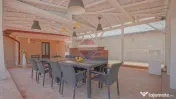 Comision 0 | Casă cu panouri fotovoltaice, piscină, gar... 