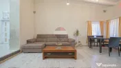Comision 0 | Casă cu panouri fotovoltaice, piscină, gar... 