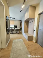 Vand apartament 2 camere 53mp+terasa 5,4mp zona Eroilor