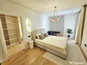 Vand apartament 2 camere 53mp+terasa 5,4mp zona Eroilor