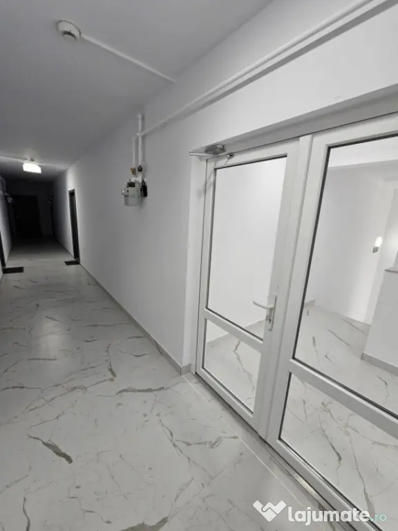 Vand apartament 2 camere 53mp+terasa 5,4mp zona Eroilor - Floresti (Cluj)