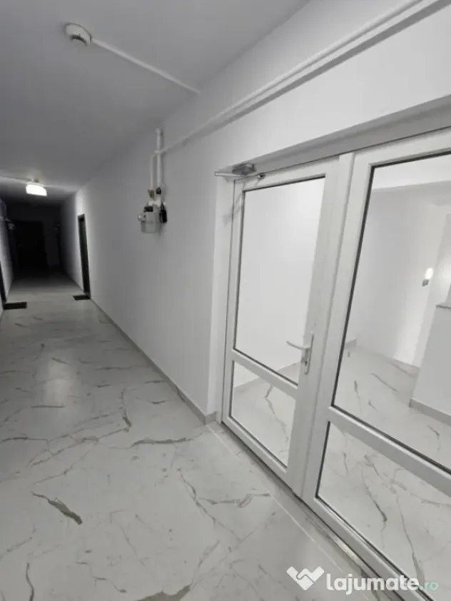 Vand apartament 2 camere 53mp+terasa 5,4mp zona Eroilor - Floresti (Cluj)