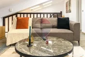 Două apartamente într-o singură proprietate | 189 mp |...