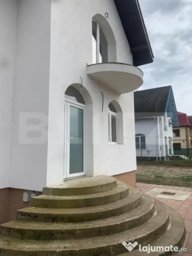 Casa Individuala 5 camere 168mp utili, teren 1000mp front 25 - Sag (Timis)