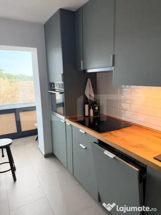 Apartament premium cu vedere spectaculoasă spre Cetatea Alb - Alba Iulia (Alba)