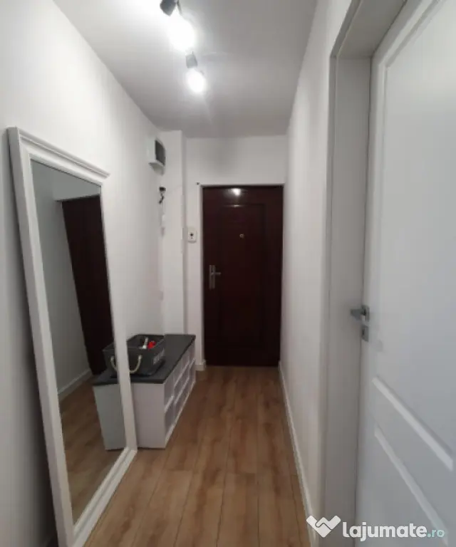 Apartament de vanzare DECOMANDAT ,3 camere 52 mp , zona INTR - Cluj-Napoca (Cluj)