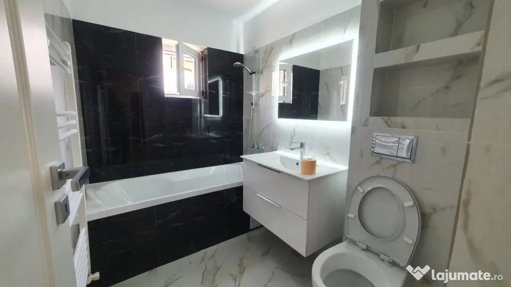 Apartament de vanzare DECOMANDAT ,3 camere 52 mp , zona INTR - Cluj-Napoca (Cluj)