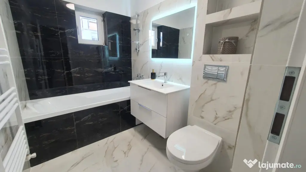 Apartament de vanzare DECOMANDAT ,3 camere 52 mp , zona INTR - Cluj-Napoca (Cluj)