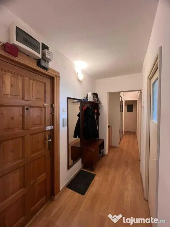 Apartament 3 camere decomandat | Calea Bucure#537;ti | Lumin - Brasov (Brasov)