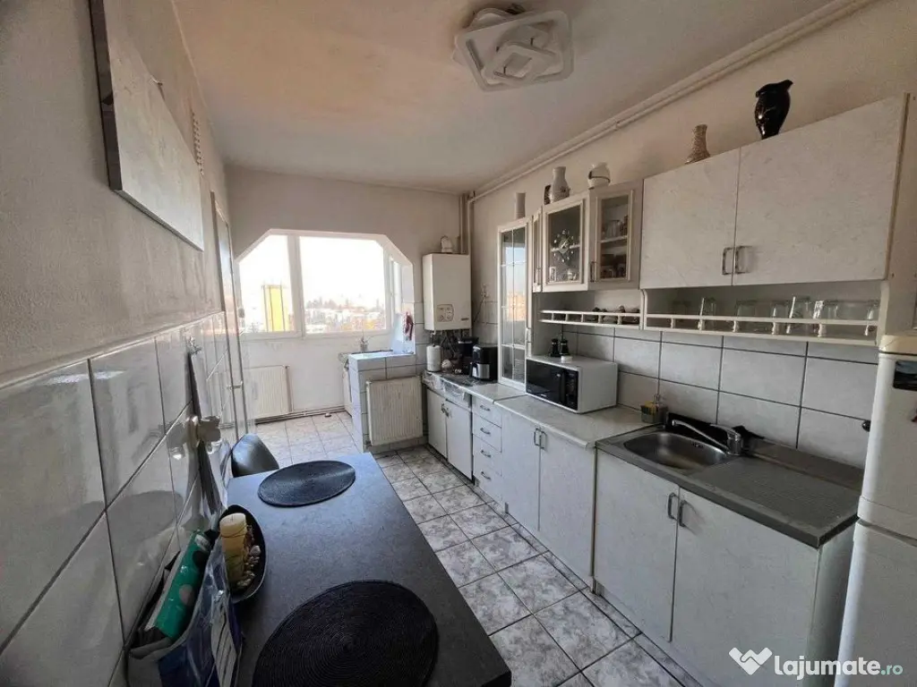 Apartament 3 camere decomandat | Calea Bucure#537;ti | Lumin - Brasov (Brasov)
