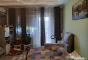 Apartament 2 camere, decomandat, intre lacuri 