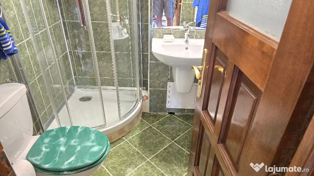 Vand apartament 4 camere cu GARAJ in Deva, zona Dorobanti, etaj 2, - Deva (Hunedoara)