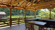 DOMENIU DE 2.1 HA CU 2 CABANE LAC SI PADURE - OPORTUNITATE P
