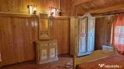 DOMENIU DE 2.1 HA CU 2 CABANE LAC SI PADURE - OPORTUNITATE P