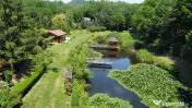 DOMENIU DE 2.1 HA CU 2 CABANE LAC SI PADURE - OPORTUNITATE P